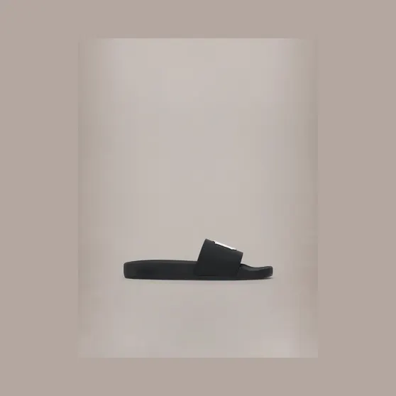 Amiri MA Pool Slide “Black” (AMCSCA1014-001)