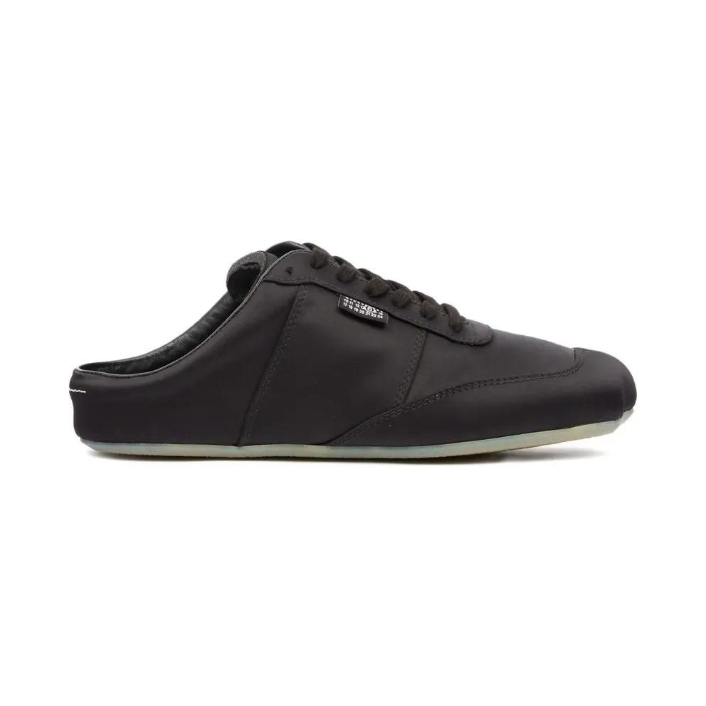MM6 Maison Margiela Factory aus Satin – Black (S59WS0246P7559)