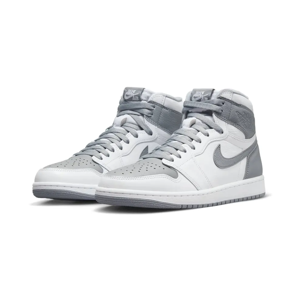 Air Jordan 1 Retro High Og “Stealth” (555088-037)