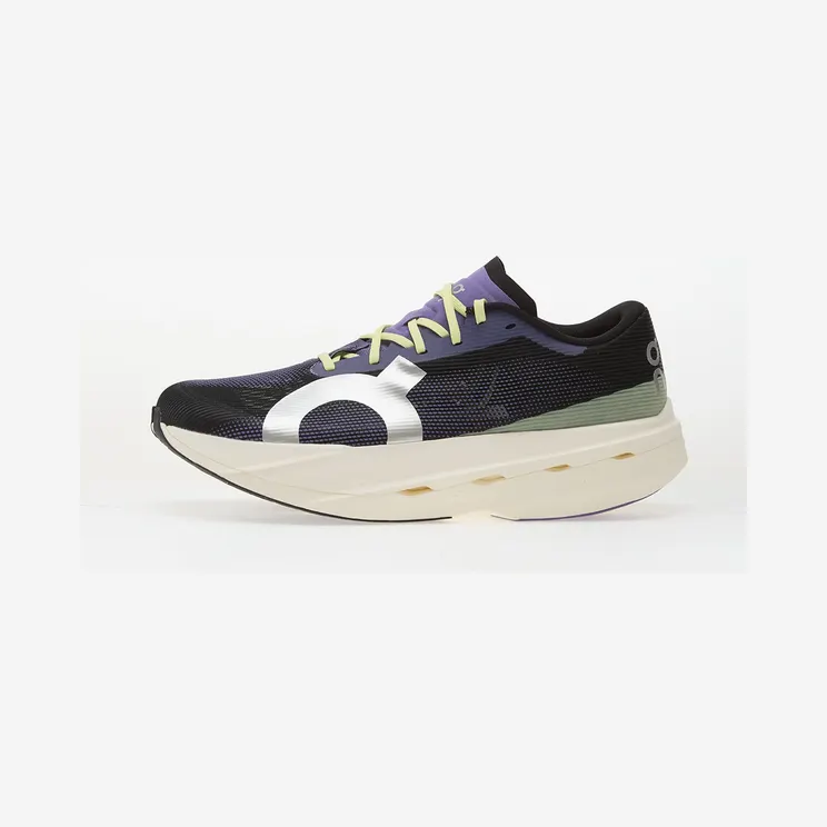On Running Cloudboom Volt Black Juniper