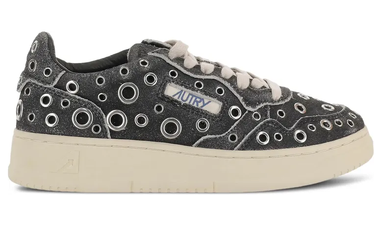 Autry Medalist Low Eyelet-embellished “Black” (AULW TF01)