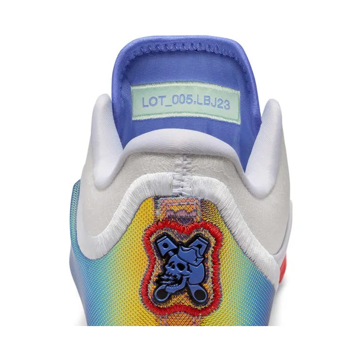 nike-lebron IV4908-101