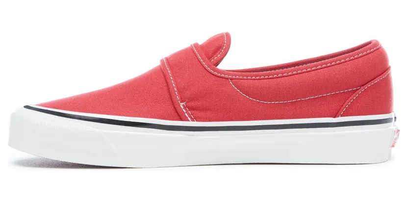 vans-slip-on VN0A3MVAR3V