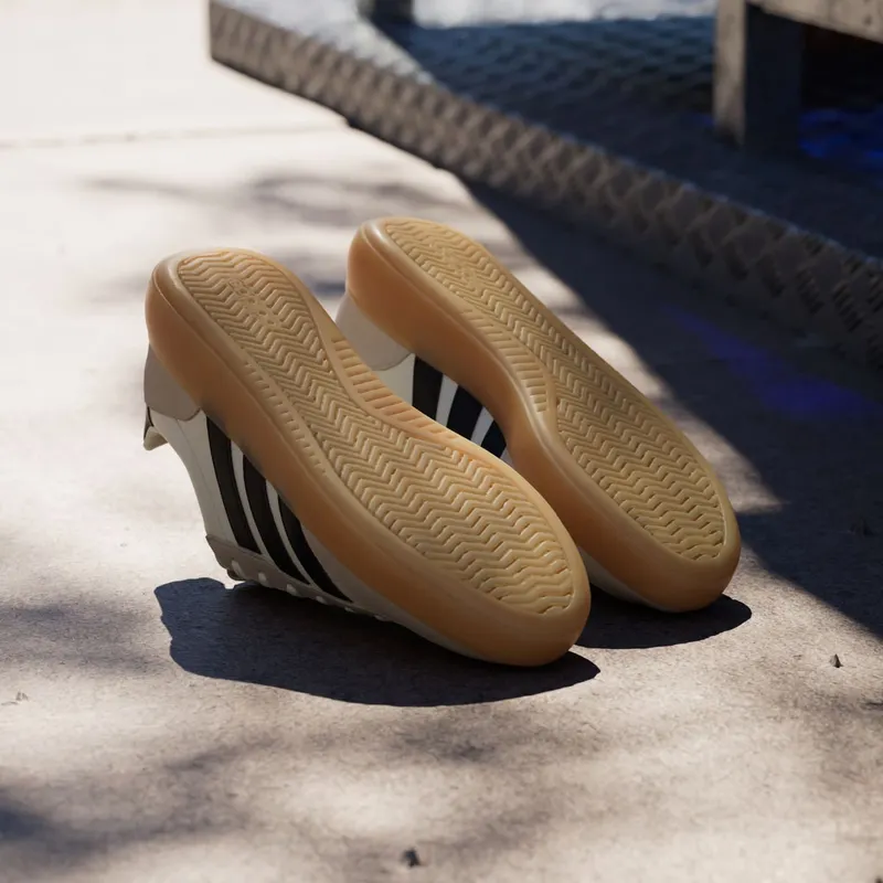 adidas Barreda Decode Off White Core Black Gum (JR1227)