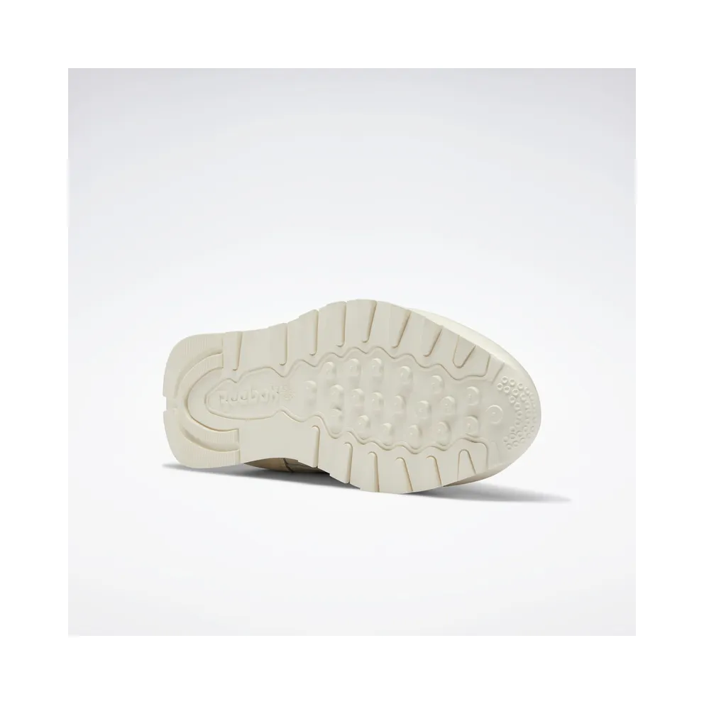 Reebok AWAKE Classic Leather Shoes Chalk / Sandtrap / Sandtrap