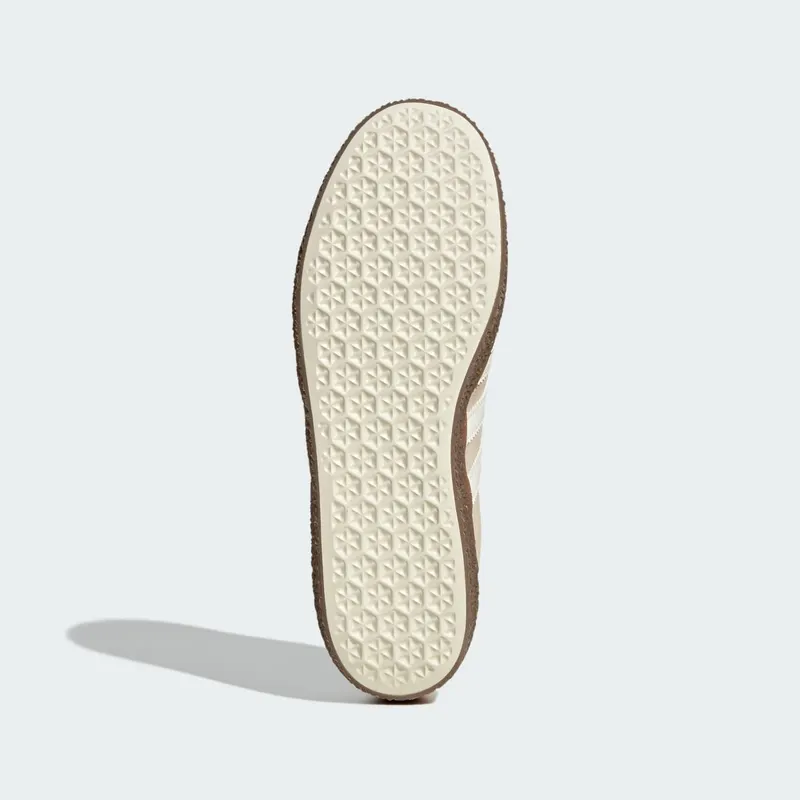 Adidas Montreal RM Magic Beige / Chalk White / Gum (JS1333)