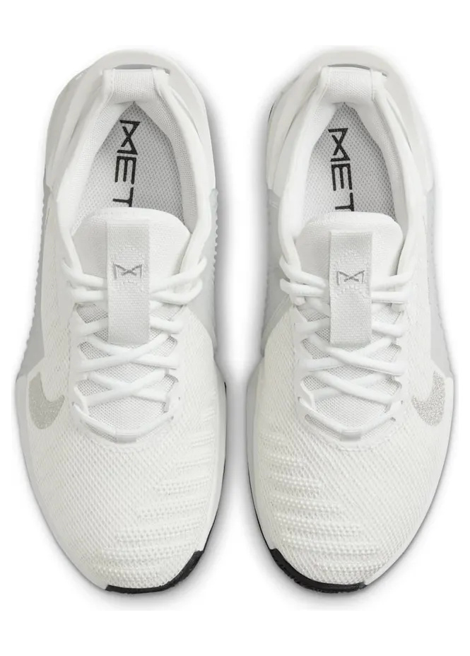 nike-metcon FZ2113-101