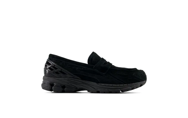New Balance 1906L “Black Suede” (U1906LNT)