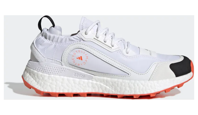 adidas by Stella McCartney OutdoorBoost 2.0 Trailrunning-Schuh Cloud White / Semi Impact Orange / Core Black (GX9871)