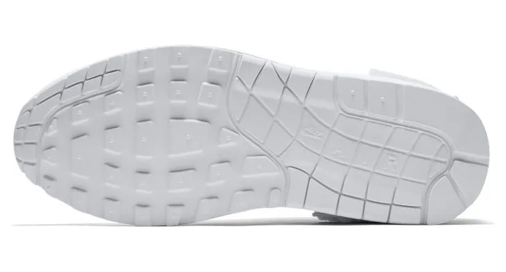 nike-air-max AQ7826-100