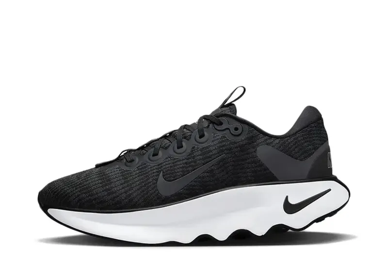 Nike Motiva Black White (DV1237-001)