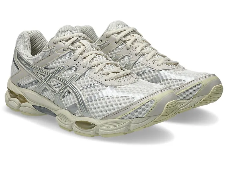ASICS GEL-CUMULUS 16 “Cream / Pure Silver” (1203A733-107)
