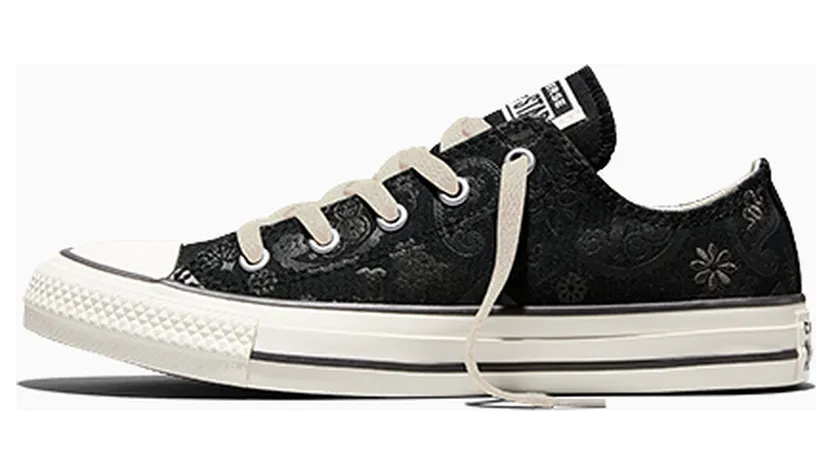 converse-chuck-taylor-all-star A22409C