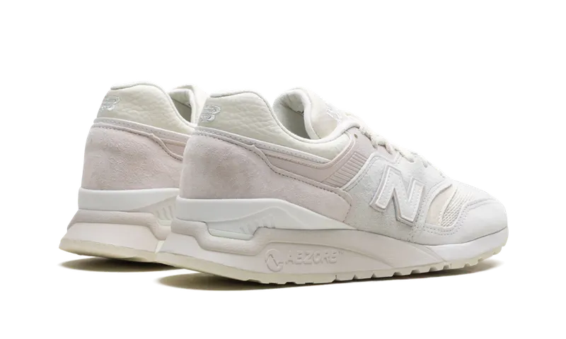 New Balance 997.5 “MiUSA Kith Easter White Marshmallow Angora” (U9975HK)