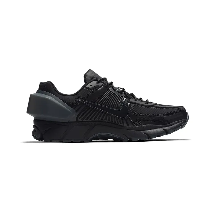 nike-air-zoom AT3152-001