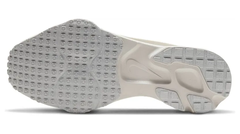 nike-air-zoom DD2947-100