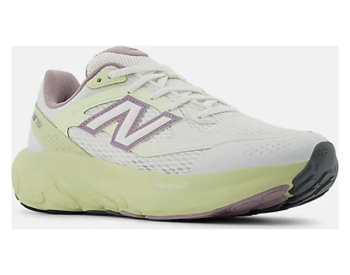 new-balance-sneaker UTRNQB