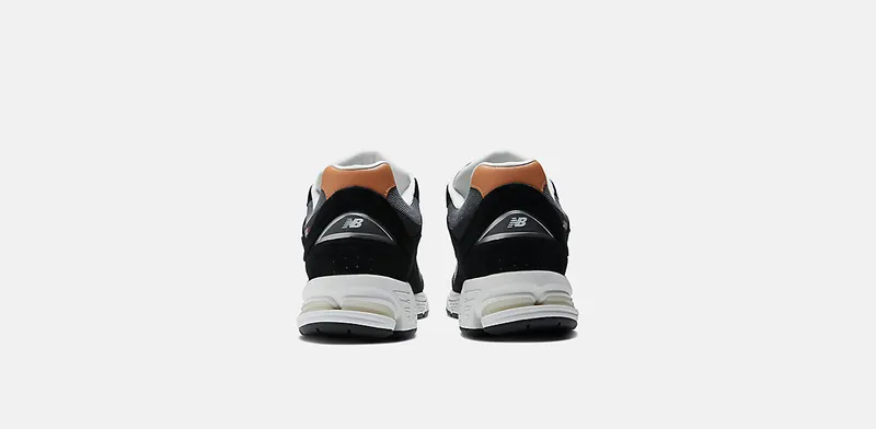 New Balance 2002R “Black Denim” (M2002REB)