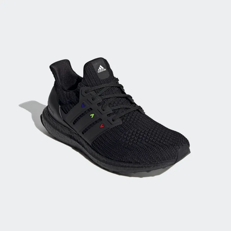 Adidas UltraBoost 4.0 DNA ‘Black Hearts’ Core Black/Core Black/Gold Metallic (GZ9227)