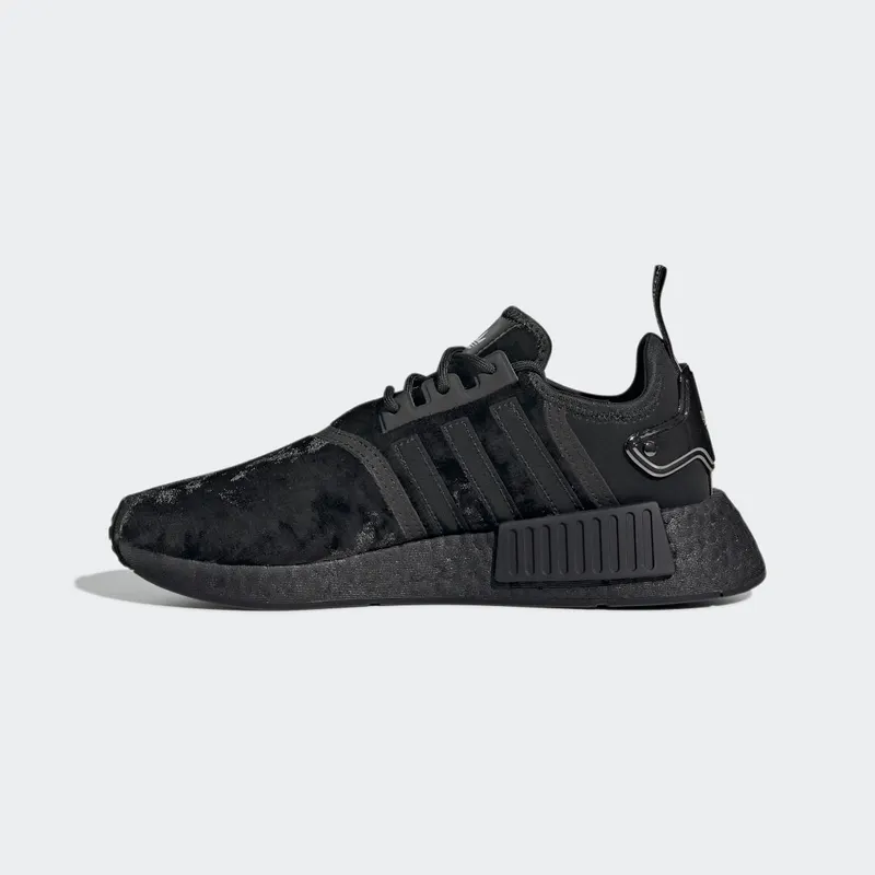Adidas NMD_R1 Core Black / Core Black / Core Black (GW5682)