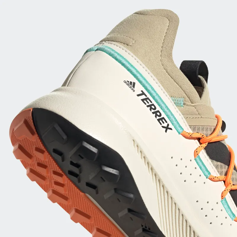 Adidas Terrex Voyager 21 Travel Savanna / Core Black / Screaming Orange (FW9406)
