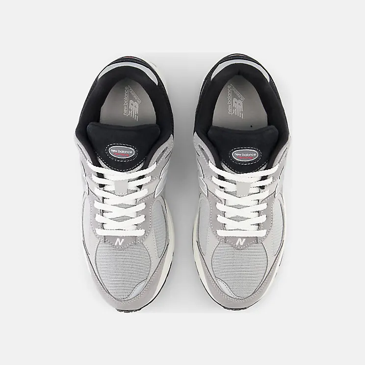 new-balance-2002r M2002RSG