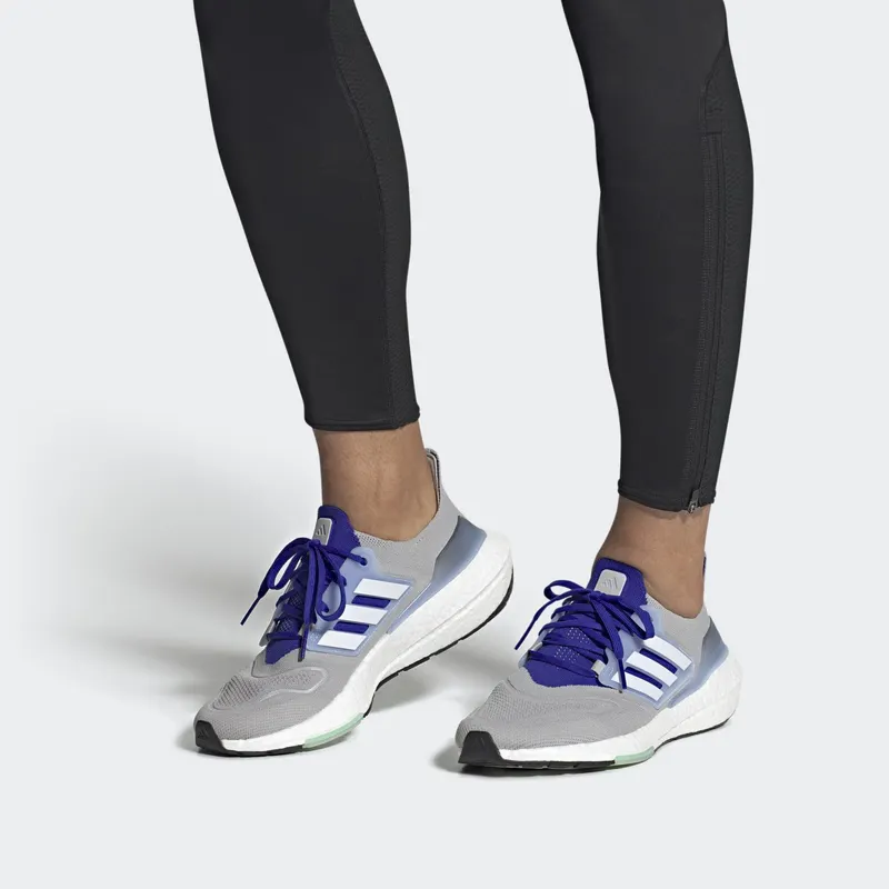 Adidas Ultraboost 22 “Grey Two / Cloud White / Lucid Blue” (HP9189)
