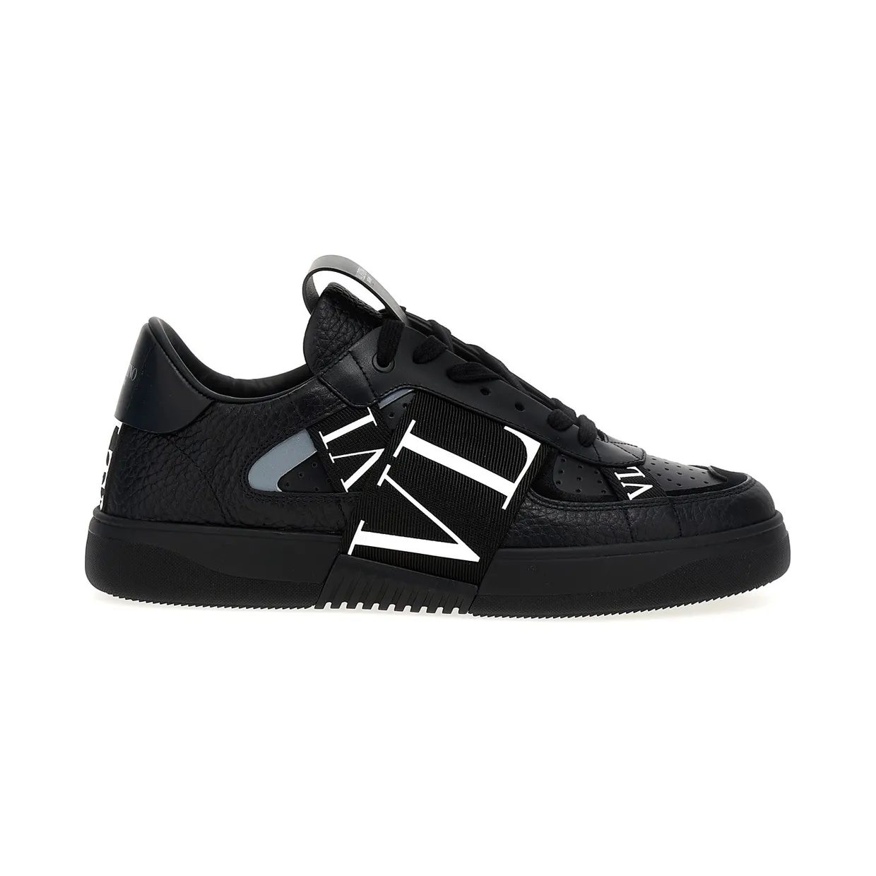 Valentino Garavani Vl7n Valentino Garavani “White/Black” (Y2S0C58WRQ0NO)