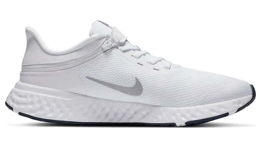 nike-revolution BQ3211-102