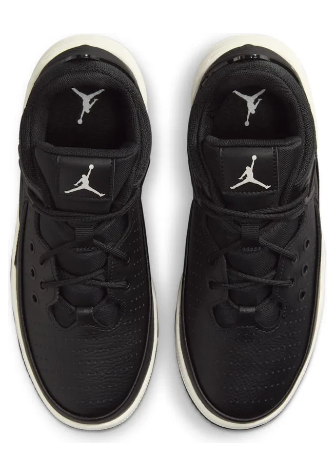 air-jordan-max-aura DZ4352-010