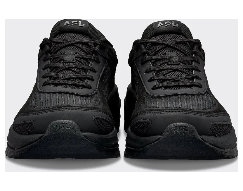 APL Jogger “Black/Black/Black” (Heren) (4)