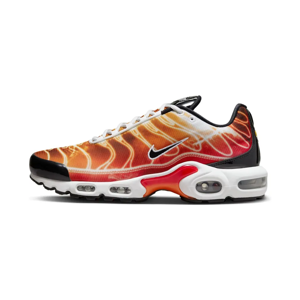 Nike Air Max Plus “Light Photography – Sport Red” (DZ3531-600)