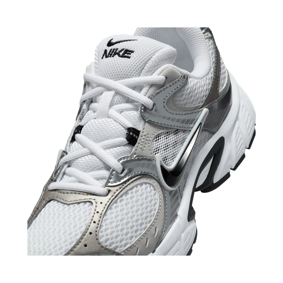 Nike V5 RNR “Vast Grey / Metallic Silver” (HQ7901-107)