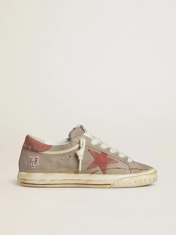 Golden Goose Super-Star Ltd In Gray Suede With Red Waxed Suede Star And Heel Tab (GMF00758.F007995.60527)