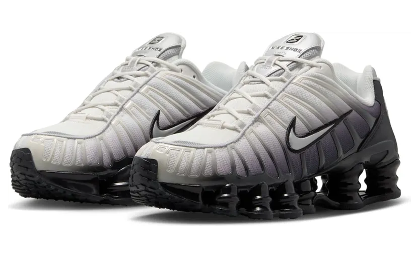 nike-shox IB7705-001
