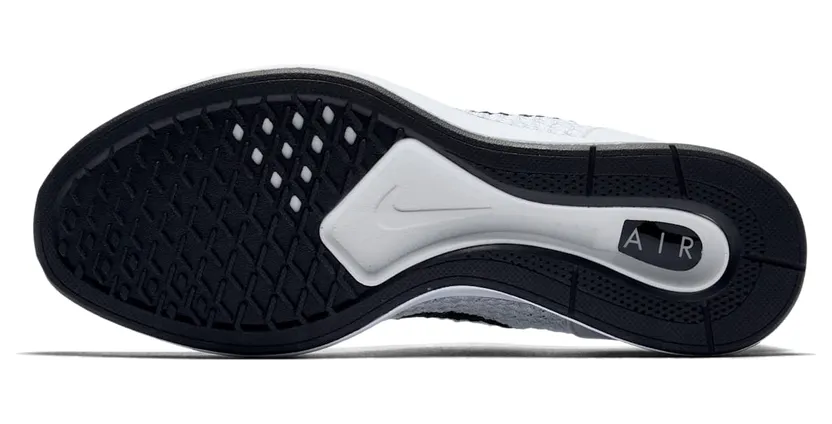 nike-flyknit-racer 917658-001