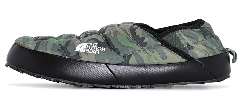 The North Face Thermoball Traction Mules V “Thyme Brushwood Camo Print / Thyme” (NF0A3UZN33U)
