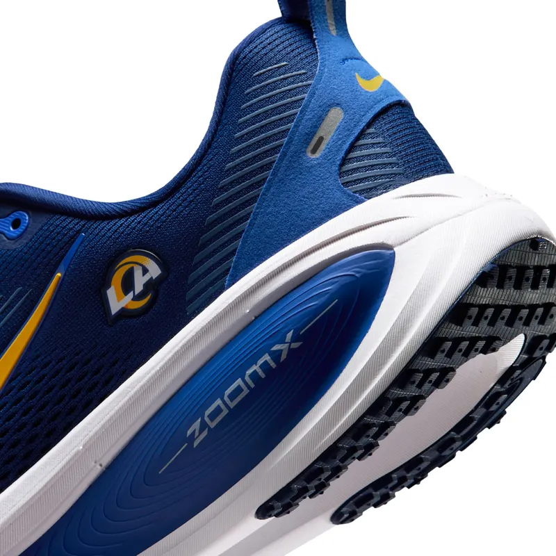 nike-vomero-18 IQ8092-400