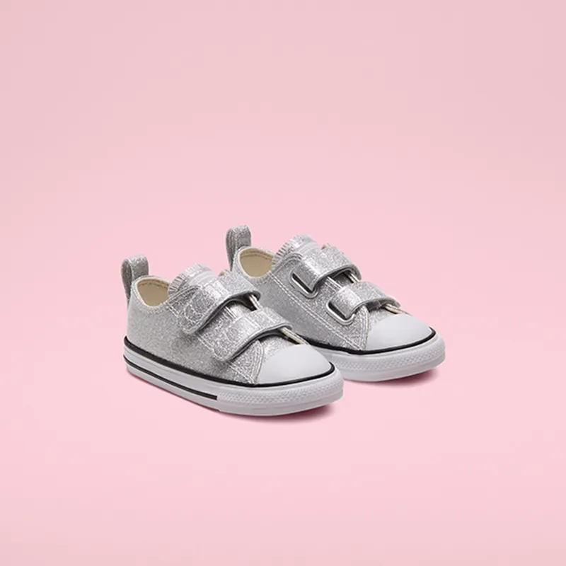 Converse Toddlers’ Coated Glitter Easy-On Chuck Taylor All Star Low Top (768470C)