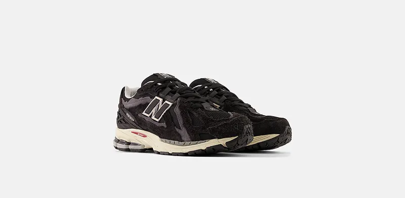 New Balance 1906R “Protection Pack – Black” (M1906DD)