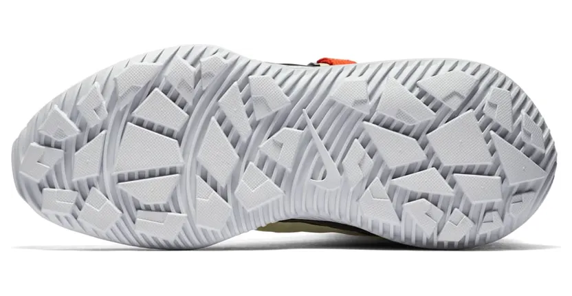 nike-sneaker AA0528-700