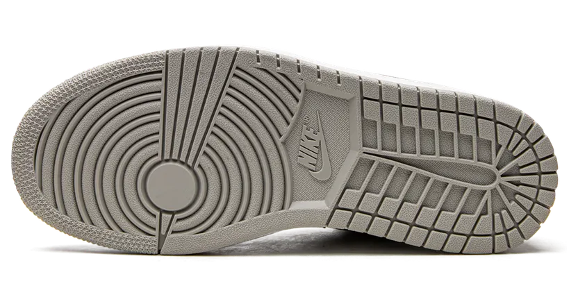 air-jordan-1 DQ6076-001