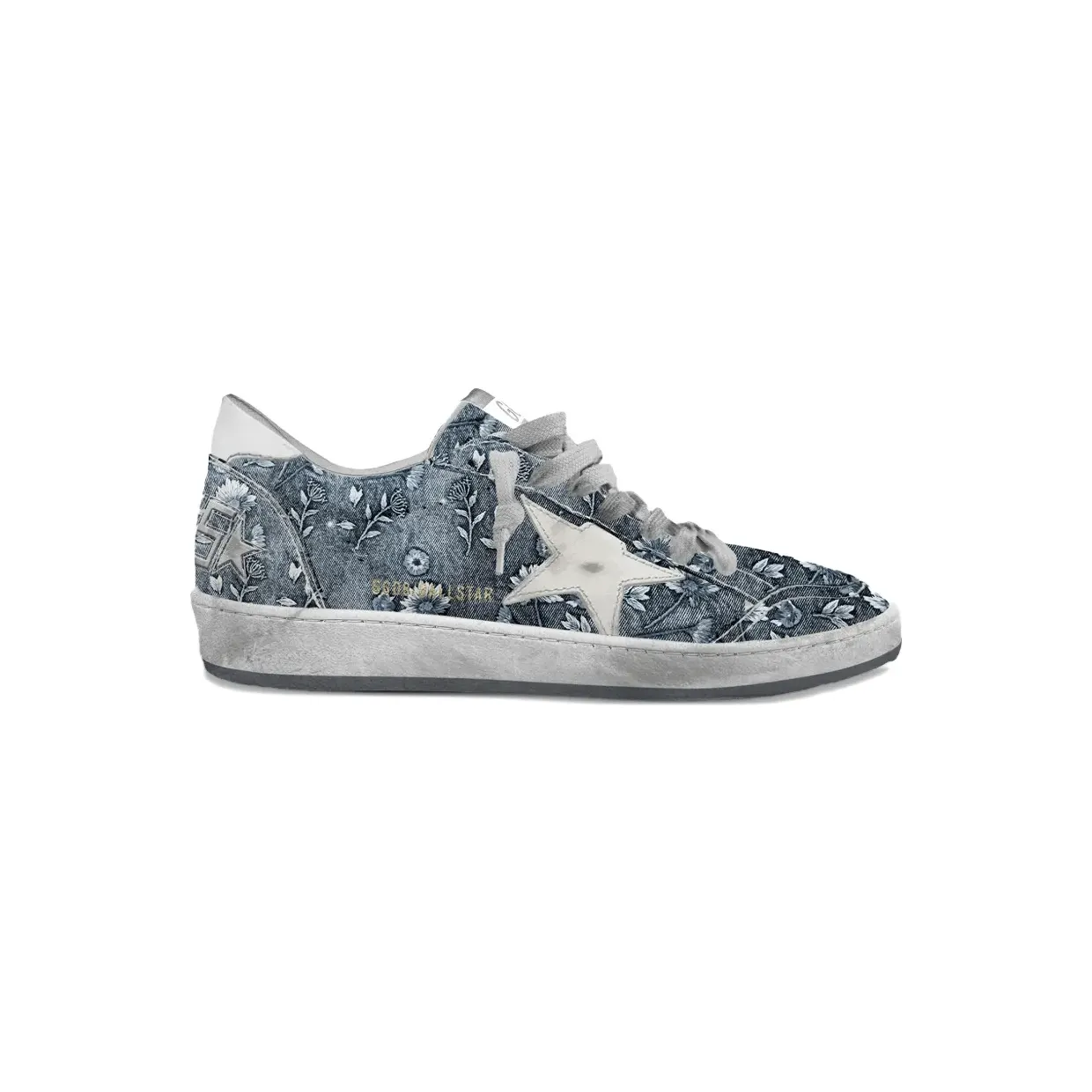Golden Goose Ballstar met geborduurde bloemen “Blue” (GWF00117F008144)