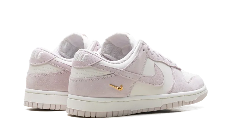 Nike Dunk Low “Sail Pearl Pink” (IO4244-100)