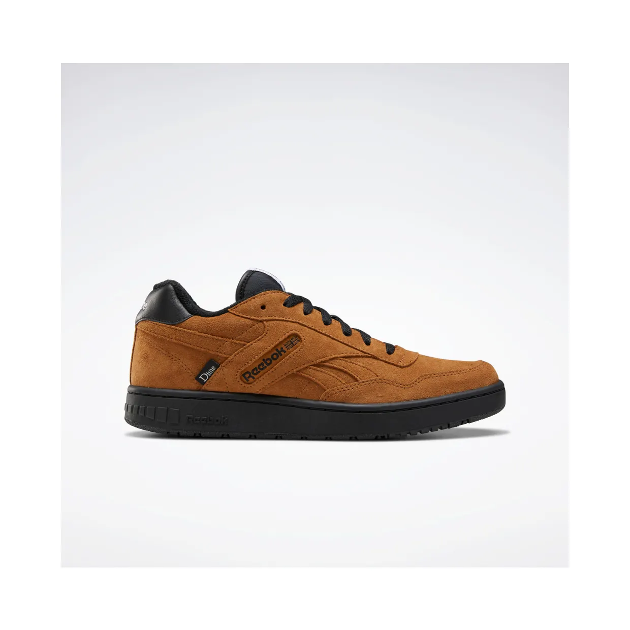 reebok-sneaker Q47374