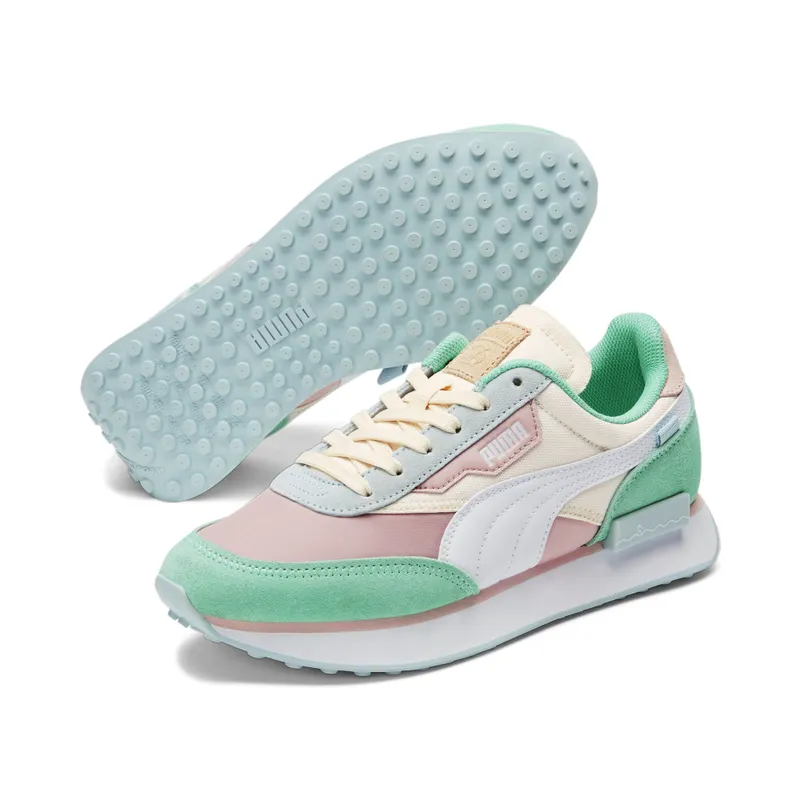 Puma x Animal Crossing™: New Horizons Future Rider Pink/White (382960-01)