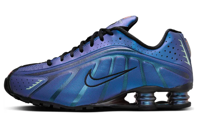 Nike Shox R4 “Iridescent” (HQ3446-001)