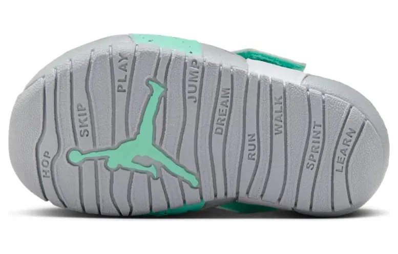 jordan-flare CI7850-302
