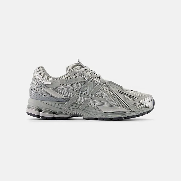 New Balance 1906A “Concrete Silver Metallic” (M1906AG)
