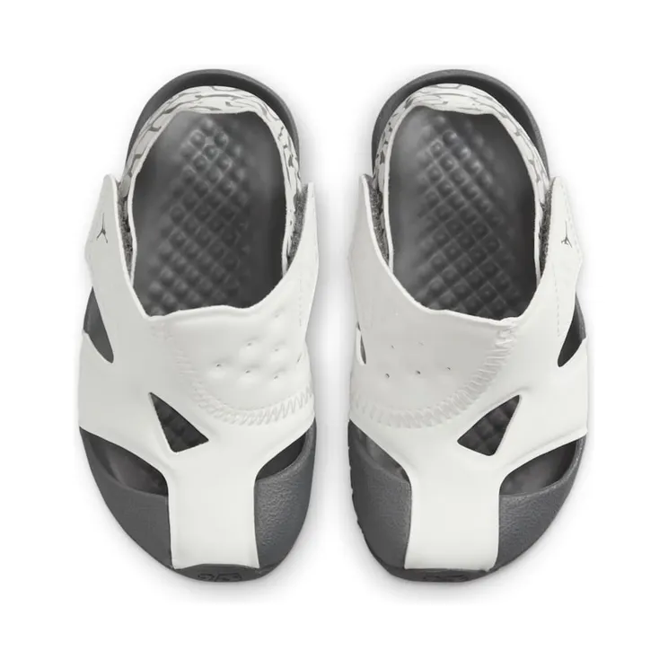 jordan-flare CI7850-100